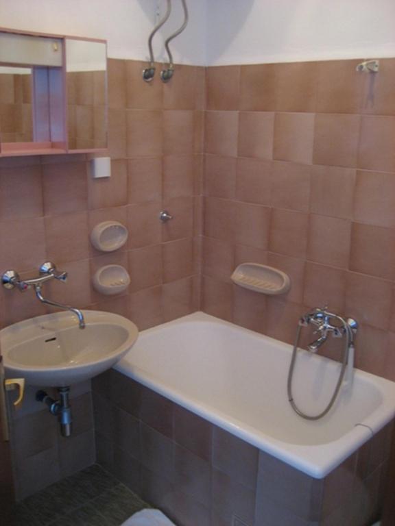 Guest House Kuzmanic Hvar Island Room photo