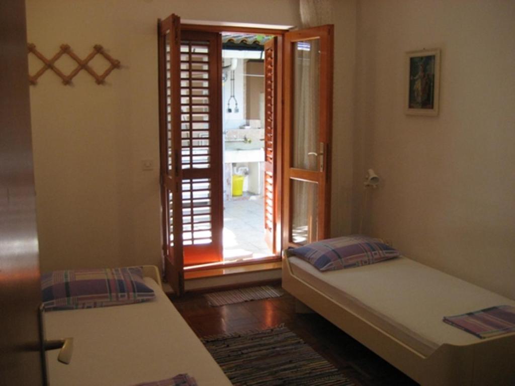 Guest House Kuzmanic Hvar Island Room photo